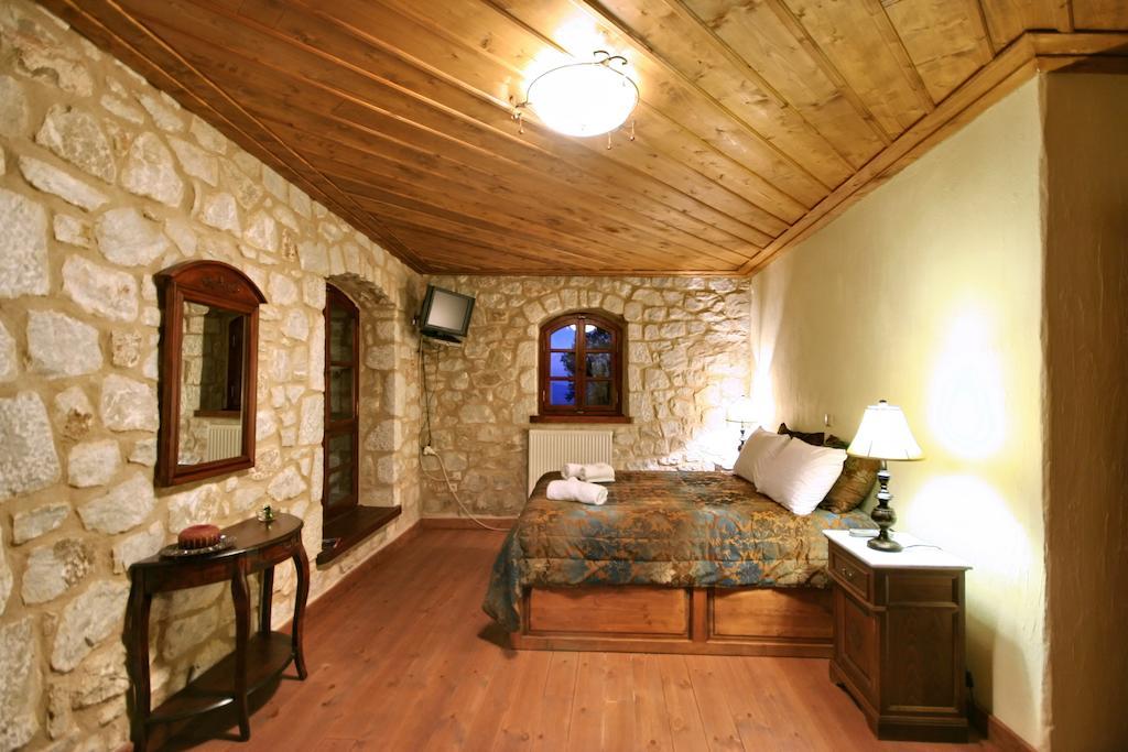 Archontiko Kolokotroni Hotel Stemnitsa Bagian luar foto